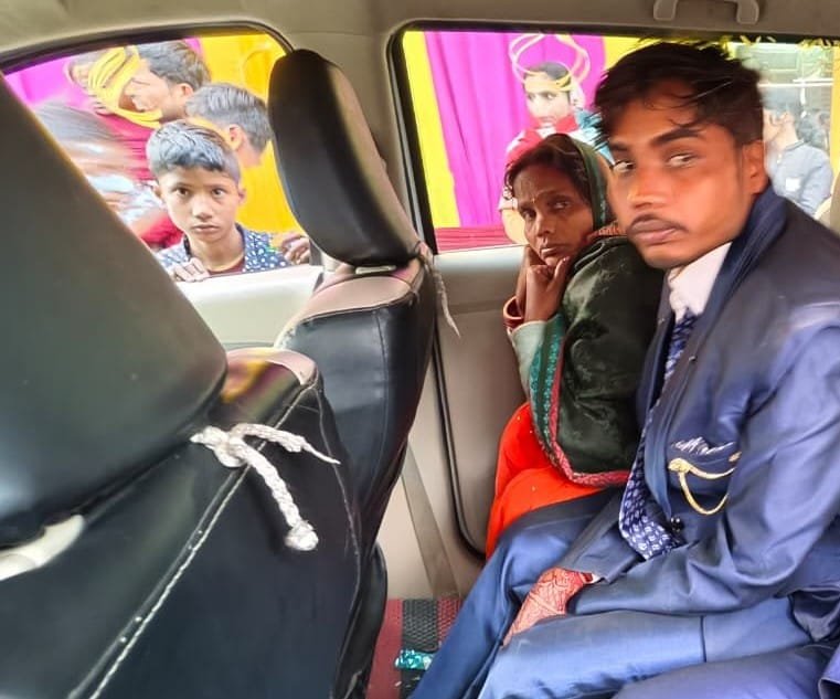 Brave girl Neha refuses to marry drunk groom in Supau