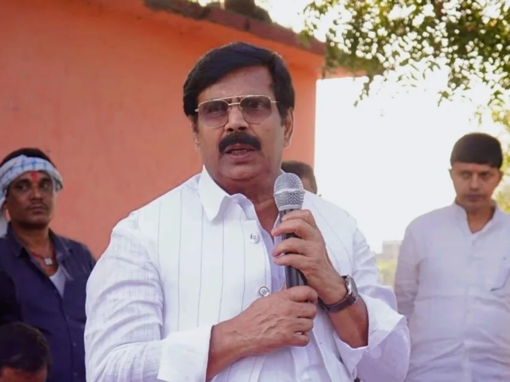 Bring in Nishant Kumar, but not half-heartedly! Anand Mohan fires a salvo at JDU, launching a scathing attack on Sanjay Jha.