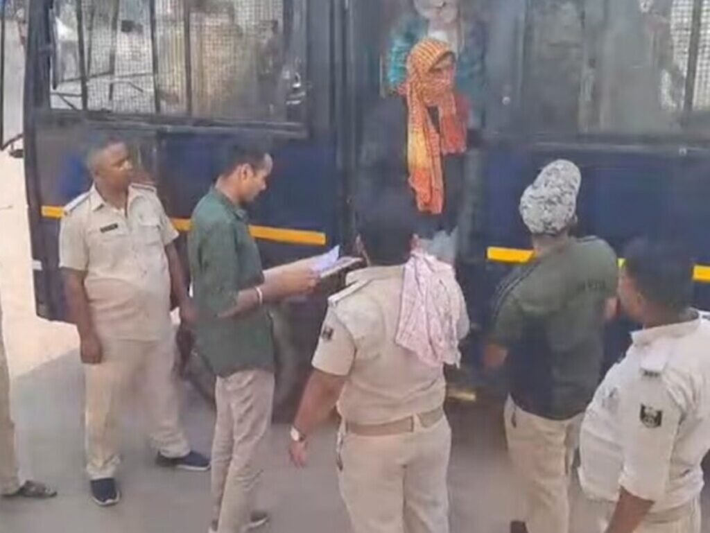 bpsc-aedo-exam-solver-gang-busted-munger-bihar-police-arrest