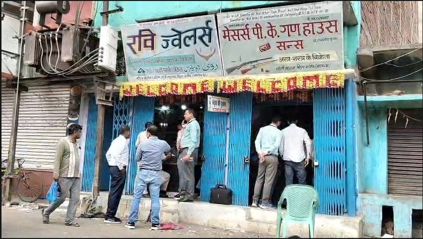 Officials inspect a gun house in Nalanda